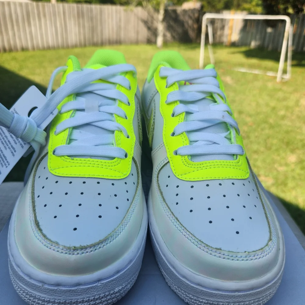 Nike Air Force 1 Low LV8 GS White Volt White DV1680 100 kids size 4y